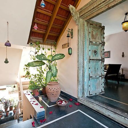 Bed and Breakfast Chhoti Haveli Neu-Delhi Exterior foto