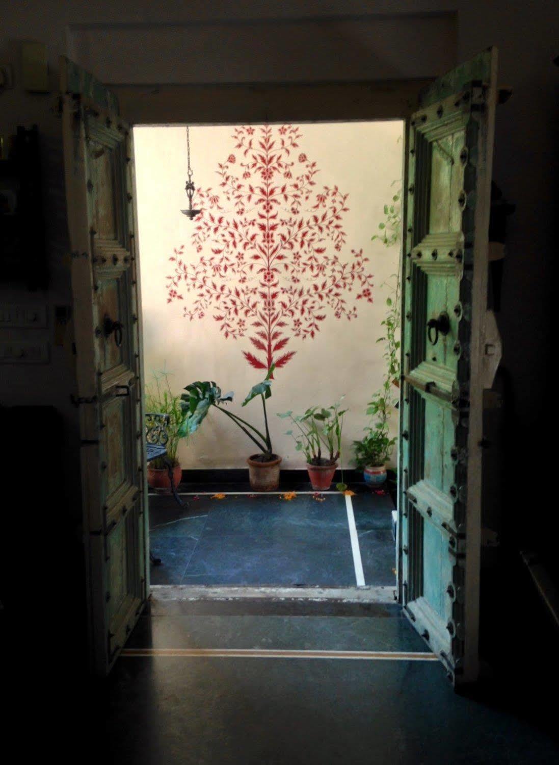Bed and Breakfast Chhoti Haveli Neu-Delhi Exterior foto